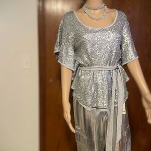 NWT/ inc International Concept Sequin top